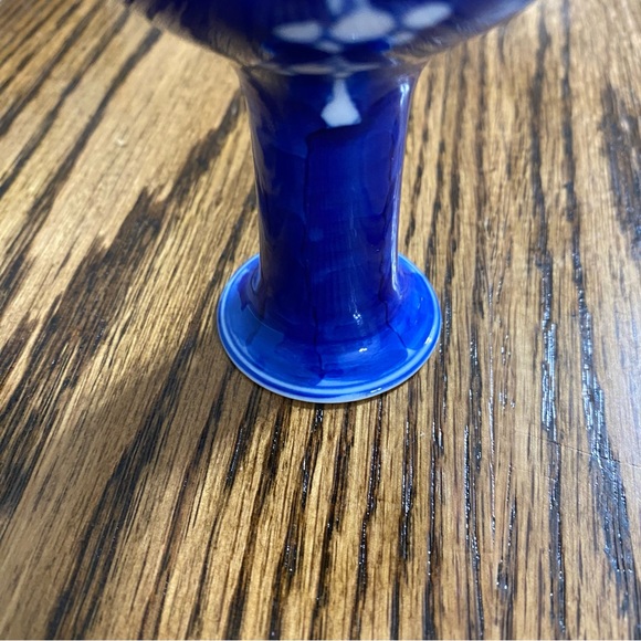 Vintage Blue & White Prunus Blossom Vase - Picture 6 of 7